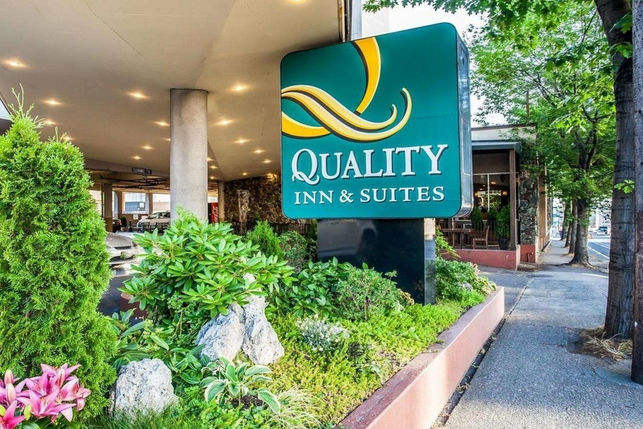 Quality Inn & Suites Seattle Center Exterior photo